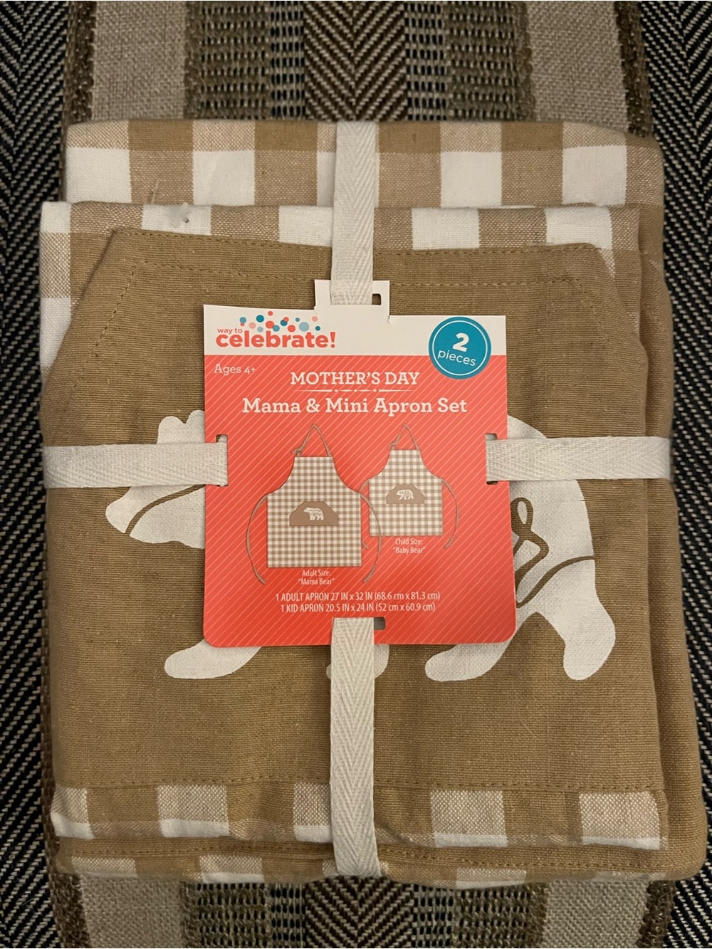 Mama & Mini Apron Set - Tan and White Checked